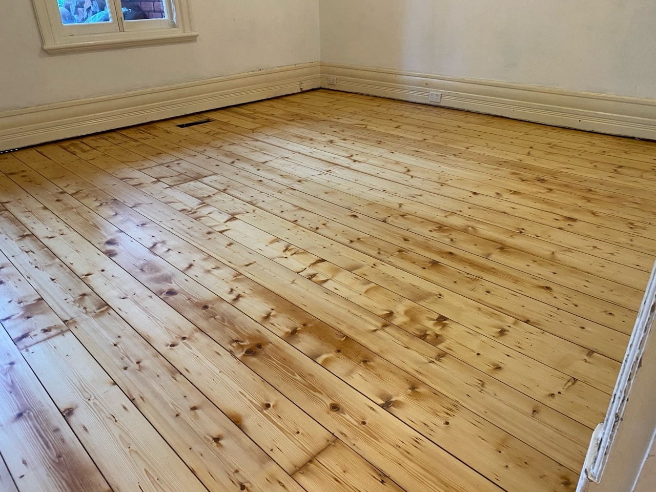 baltic-pine-timber-flooring-melbourne-floor-sanding-pj-diamond-timber